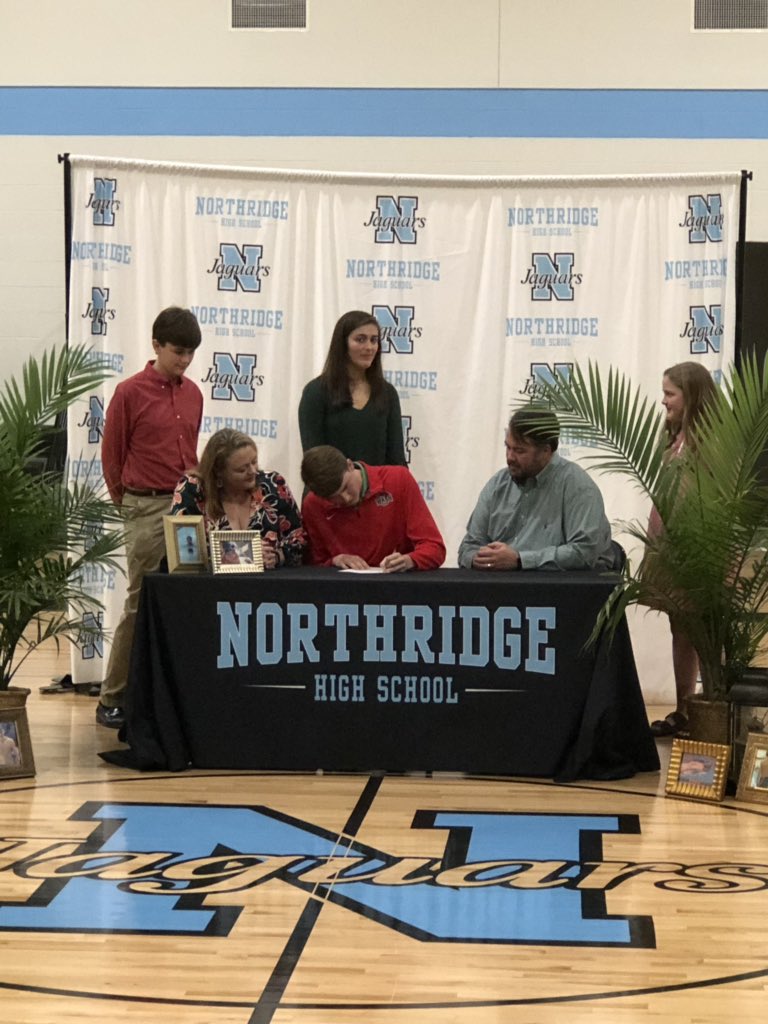 Congratulations to Northridge High standout, Walker Ferry, who signed with Washington University!  What an incredible student...Perfect score on ACT, National Merit Scholar Semi-finalist, Bryant-Jordan Scholar Athlete nominee...Excellence personified!  GO JAG!!!