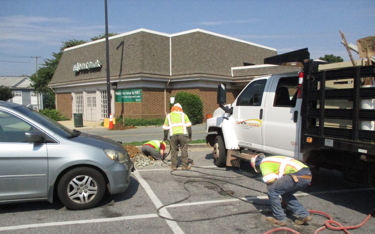 TheHylanGroup's tweet photo. #DYK that we serve as the official emergency maintenance provider for our clients? Whether the issue is big or small we always strive for timely completion, smooth project execution, and superior workmanship for the entire installation. Learn more: https://t.co/Hq9S0f8bp5 https://t.co/X3yo4ED7tE