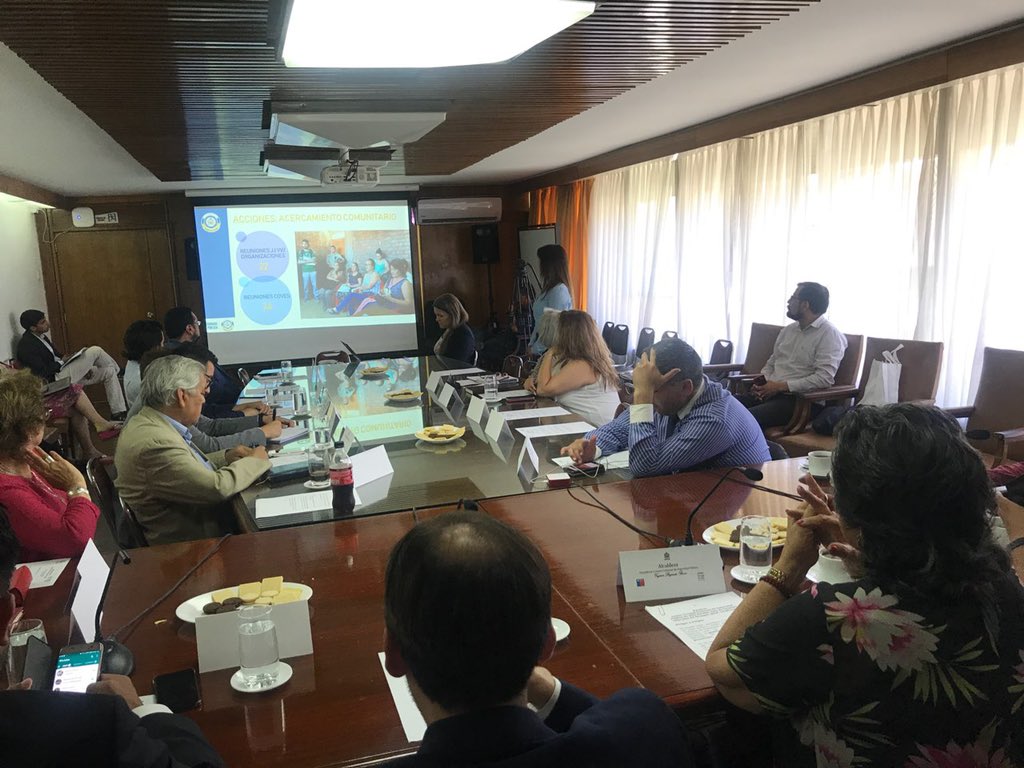 cotyreginato's tweet photo. Encabezando  primera sesión 2019 del Consejo Comunal de Seguridad Pública de Viña del Mar, instancia multisectorial que trabaja en la prevención del delito #VIVEVIÑA @seguridadvina @sciudadanavina @Seg_PublicaVina
Virginia Reginato #VIÑA #CHILE https://t.co/LDlSAS2qlB