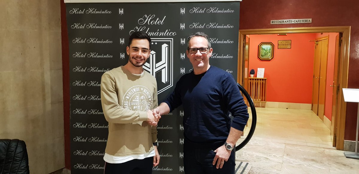 El jugador ya se encuentra en Salamanca y será presentado mañana ante los medios de comunicación a las 13:00 horas en la sede de <a href="/Ecotisa_/">Ecotisa_</a>