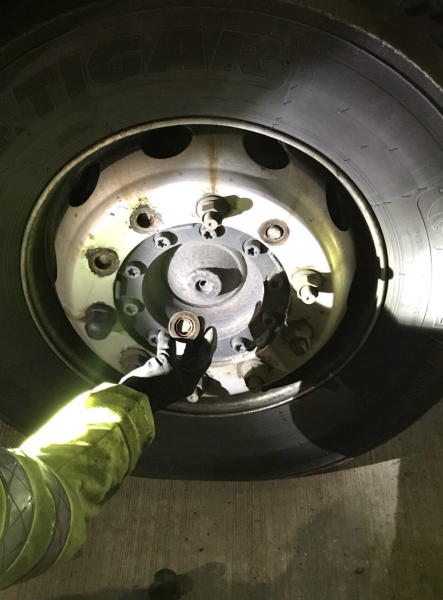 DVSAEnforcement's tweet photo. This highlights how important our work is!
Our #Ashford team stopped imminent tragedy!
This company thought glueing plastic wheel nut cover caps, over snapped wheel studs, would mean the vehicle is safe😳 
A bald tyre &amp; cracked brake disc found on the trailer too🤦🏻‍♂️
#savinglives https://t.co/yc8PcC8S7x