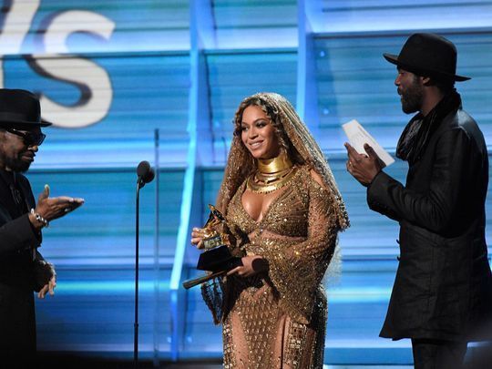 allanbcoolpea's tweet photo. "I had a speech impediment at 4 years old and my mom introduced music to me. Music saved my life." https://t.co/CBK9zaJk1w USA TODAY #speech #grammys #kalanipea #beyonce #adele #brunomars #beyonce #ewalea #debutalbum #tbt #usatoday #press #officialpress https://t.co/wdObV1sJgl