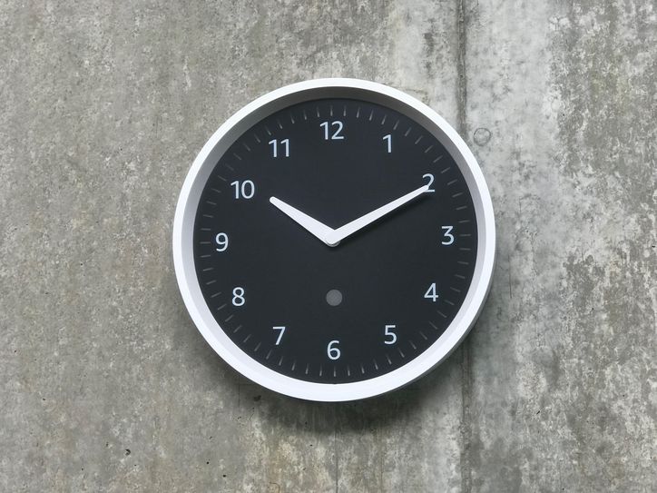 ApothemMedia's tweet photo. #Amazon stops selling #EchoWallClock due to connectivity issues... if no one is around to use a broken clock... is it still right twice a day? https://t.co/oZrJRleA1m
