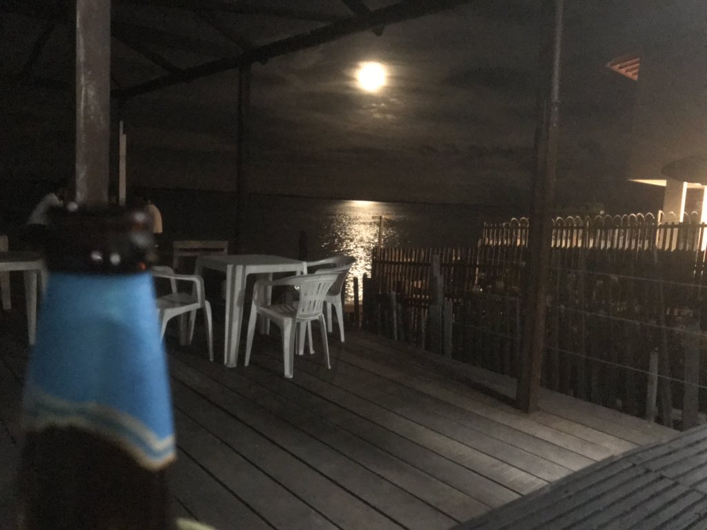 lenilsondeassis's tweet photo. Ela tá linda mesmo 🌔😍❤️🍻 #bareco https://t.co/ZkeECSzimx