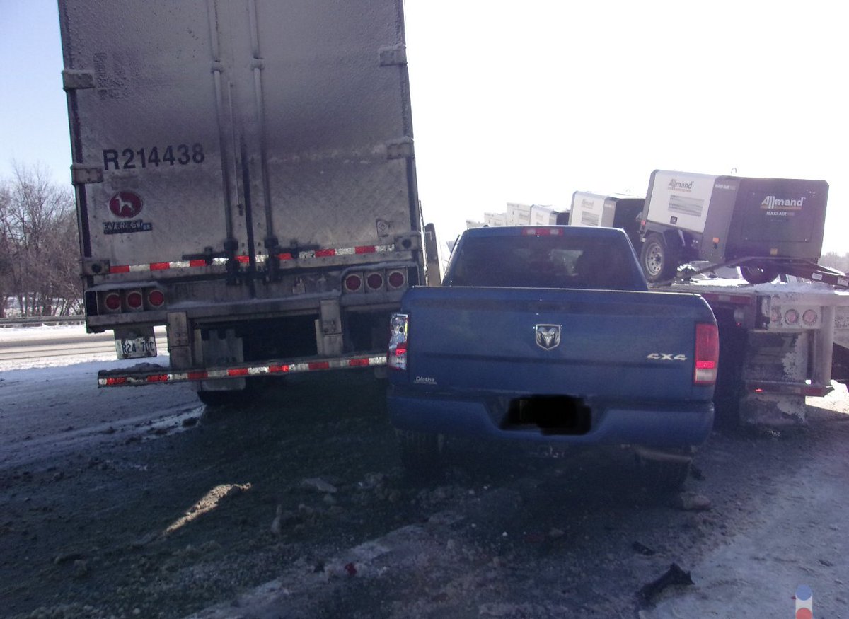 Troop A Personel have responded to the following since this weather event started yesterday evening, January 22, 2019:

➡️ 144 calls for service
➡️ 56 motorist assists/slide offs
➡️ 30 crashes
➡️ 4 injuries
➡️ No fatalities
 
Tpr. S.S. Gates took these on I-29. #MoWx