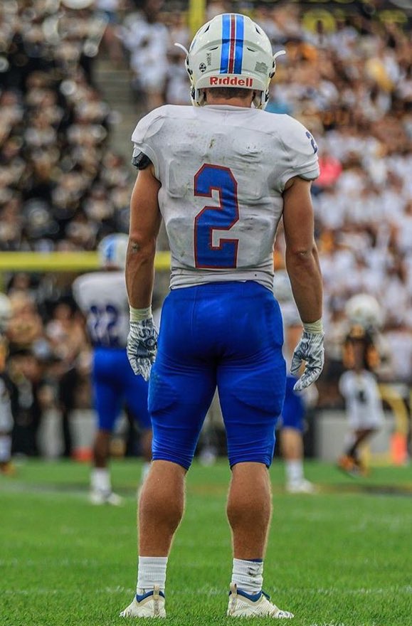 jordann_starks's tweet photo. Blessed to Receive My First D1 Offer From Presbyterian College @bluehose_53 #GoHose https://t.co/4R2ggnA2QN