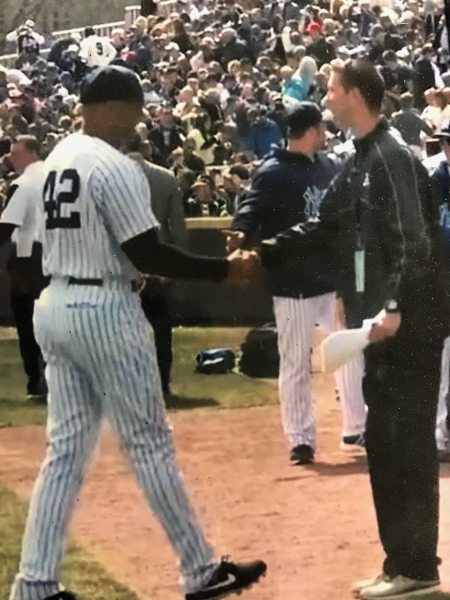 JLuksis's tweet photo. One of the guys is the first unanimous @mlb player voted into the @baseballhall. #EnterSandmanHOF https://t.co/gAGfZBTyeA