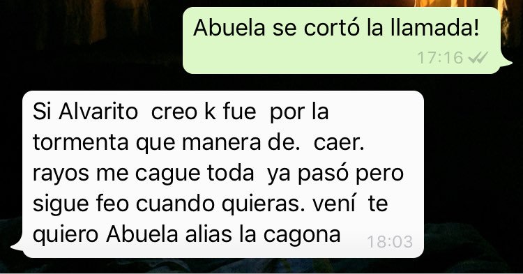 alvgzzz's tweet photo. Abro hilo: abuelas en whatsapp https://t.co/1HAZHVpLz0