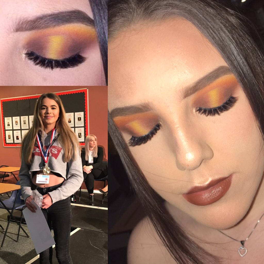 gemmacrutchley's tweet photo. Our 1st place winner in tonight’s hair and media competition goes to @elizainskip_mua A fantastic glam look created!! Well done Eliza! 🙌💄🎉👌@elementssalons @CheshireCollSW https://t.co/VHlIQ6mYhA