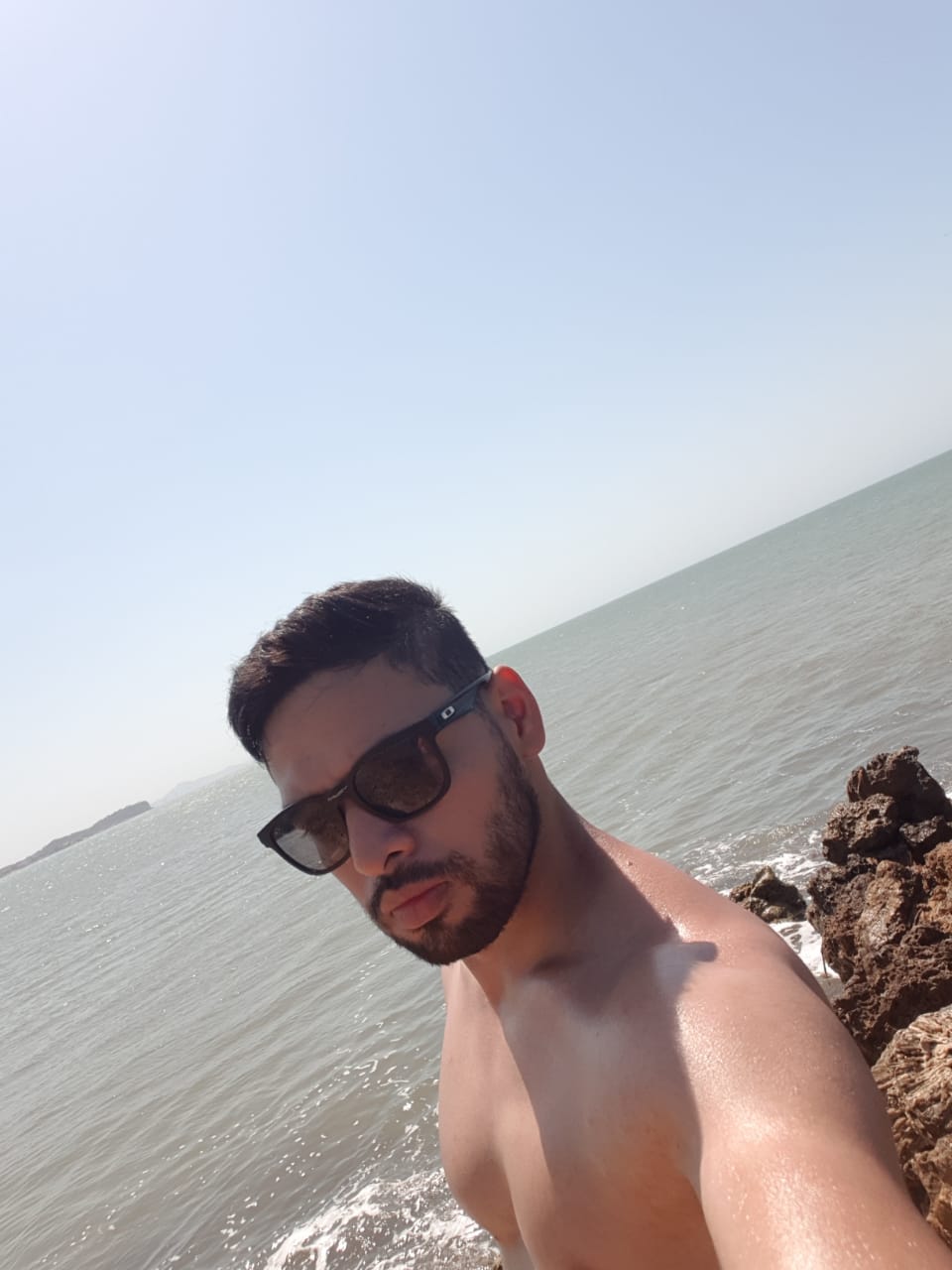 Hi guys, soon I back ? #Flirt4free #model #colombian #muscle https://t.co/F9E9TzjjH5