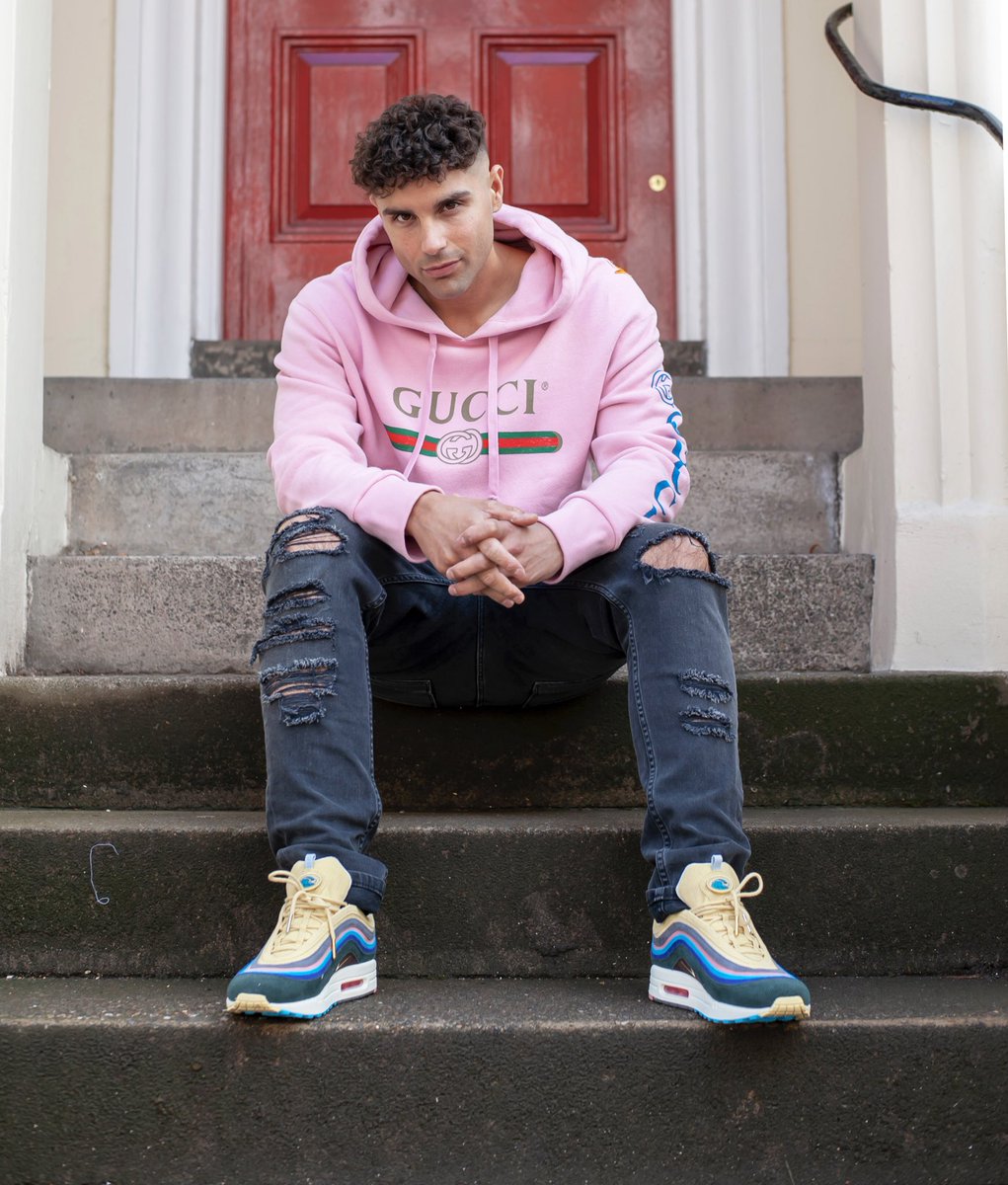 She be blowing up my Phone Line... ☎️🤷🏽‍♂️💦🌊😏