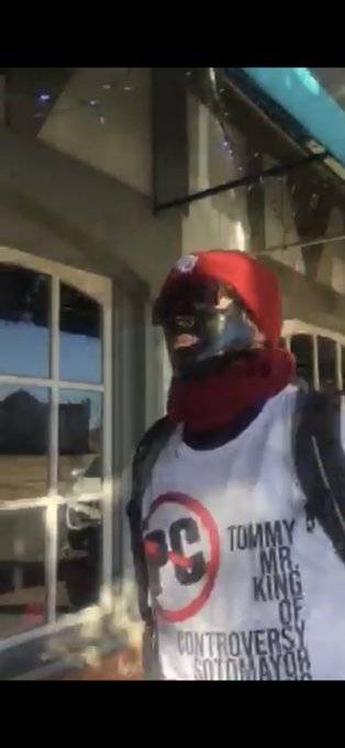 View image on Twitter