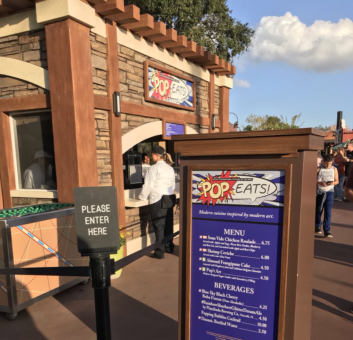 ThatDisFamily's tweet image. the cake is basically a giant rainbow cookie and I am here for it