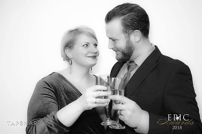 TapSnapShare's tweet image. The look you give your partner when they suggest spending the evening on the couch #HumpDay #BlackandWhiteFilter #BeautyMode