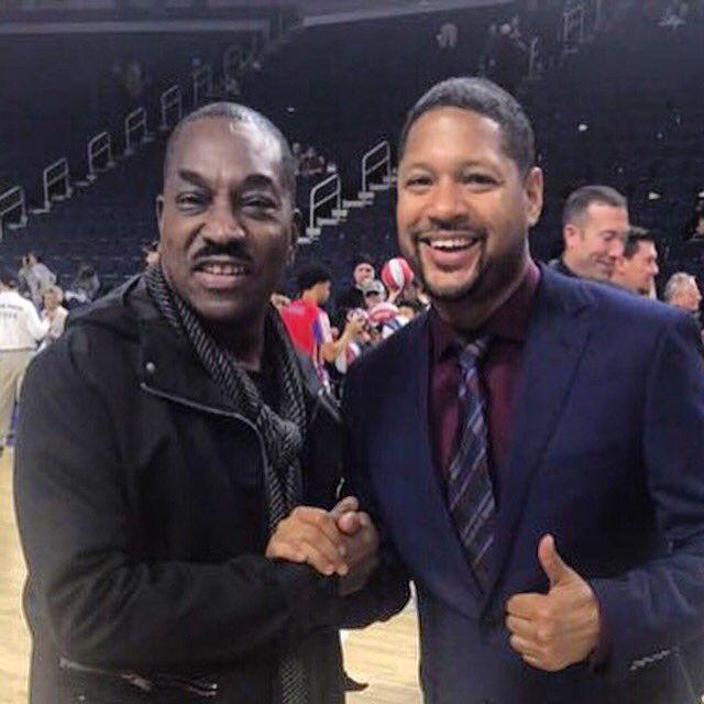 chrishandles's tweet photo. Honored to have one of my favorite actors @itscliftonpowell aka Pinky at the game the other day. Great person, great conversation, and amazing words of inspiration. #harlemglobetrotters #blessed #lifeexperiences #sayitagain #pinky #nextfriday #deadpresidents #thumbnation https://t.co/VX7DWL1xEm