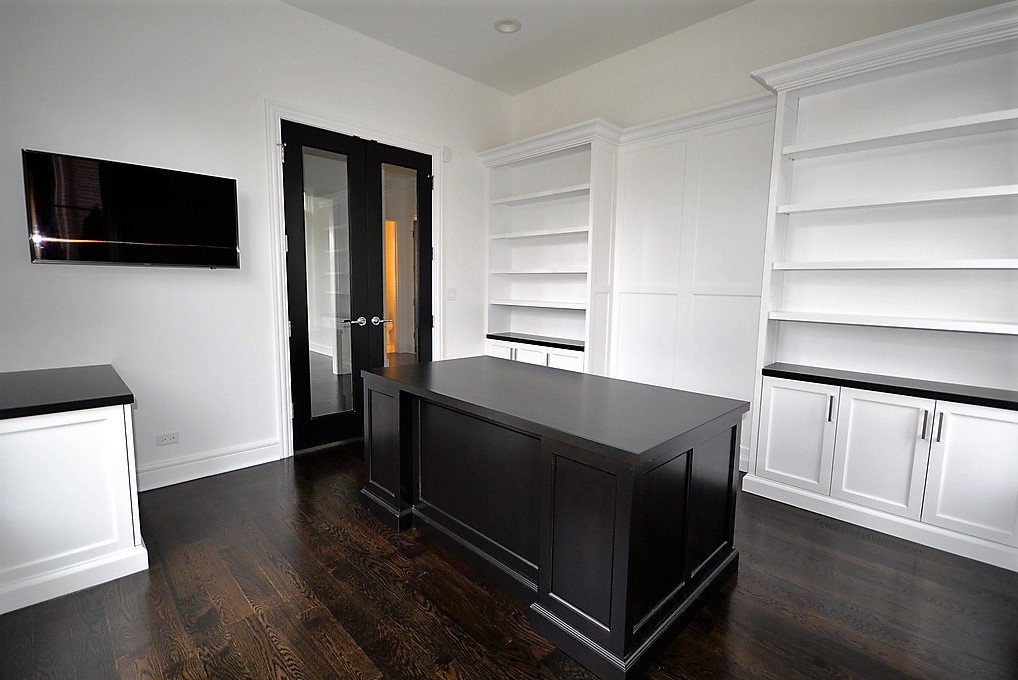 AlbriteBuilding's tweet photo. Home Office #albritebuilding #generalcontractor #construction #chicagoconstruction #commercialconstruction #buildingimprovements #remodeling #interioralternation #newconstruction #builders #custombuild #architecture #buildwithpassion #constructionworkers #contractor #followus https://t.co/CR5T3n9nw5