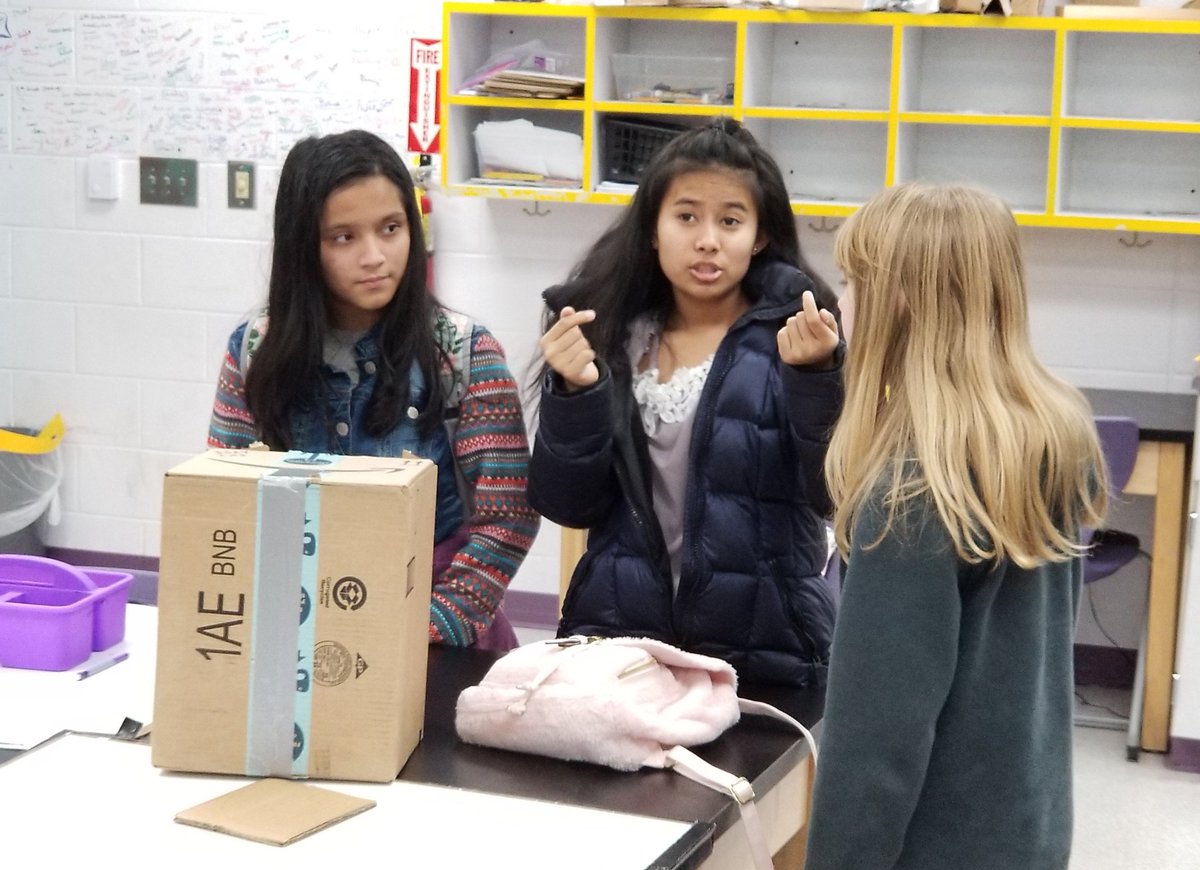 AskMrBoan's tweet image. Makers in @IDEALabWRMS building cardboard prototypes of their ideas that help make our school a better place... Love seeing students&apos; creativity and spirit of invention during class! #inventors #problemsolving #reynproud #innovation