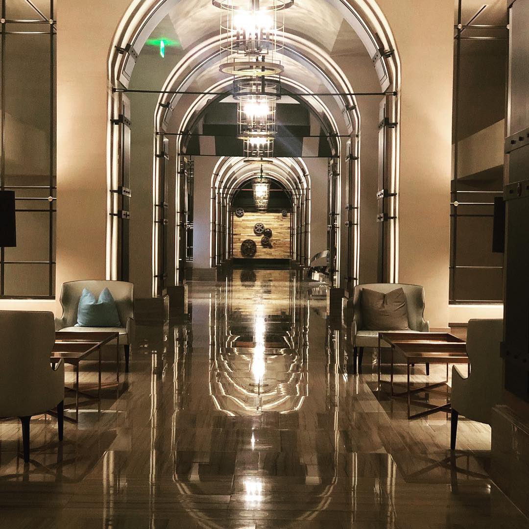 GlobauxSource's tweet photo. Endless attention to detail! The new @omnilou is absolutely stunning and they were so thoughtful in the way they paid homage to @gotolouisville. You can feel Louisville’s vibe within the hotel walls and staff.
#louisville #kentucky #derby #bourbon #meeting #conference https://t.co/1lFKp9Ak78