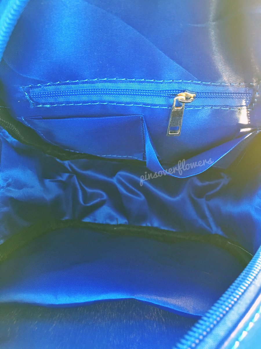 casanthemum's tweet photo. โญ๏ธ STARLIGHT MINI ITA BAG โญ๏ธ
Preorders are open for these convertible backpack/crossbody ita bags! Thereโs plenty of space inside & the main pocket can even fit a lightstick (so can the side pockets)~
PREORDERS END FEBRUARY 22ND
https://t.co/nsqJhjpXlY
#vixx #starlight #kpop https://t.co/zx0wCBLFhm