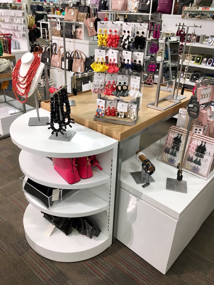 Sugarfix tables all done ✅ loving all this jewelry 🎯🎯 T2349 #TARGET #vmlstyle #TargetStyle