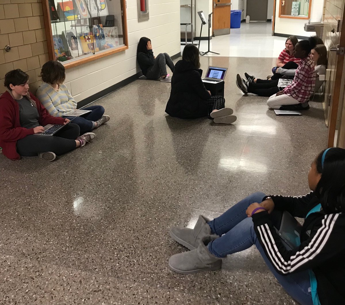 Easton Middle School tweet media