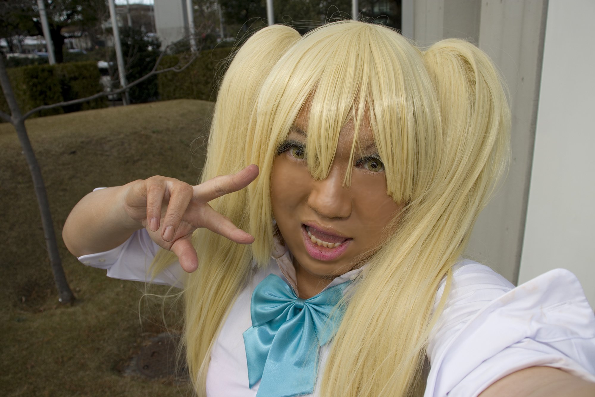 麻音あずさ Auf Twitter C95コスプレ 春原菜々 すのはら荘の管理人さん だいぶ遅れたけど3日目大晦日は黒ギャルでした 今年はギャルやってくぞーー 4枚目 にしぴーさん