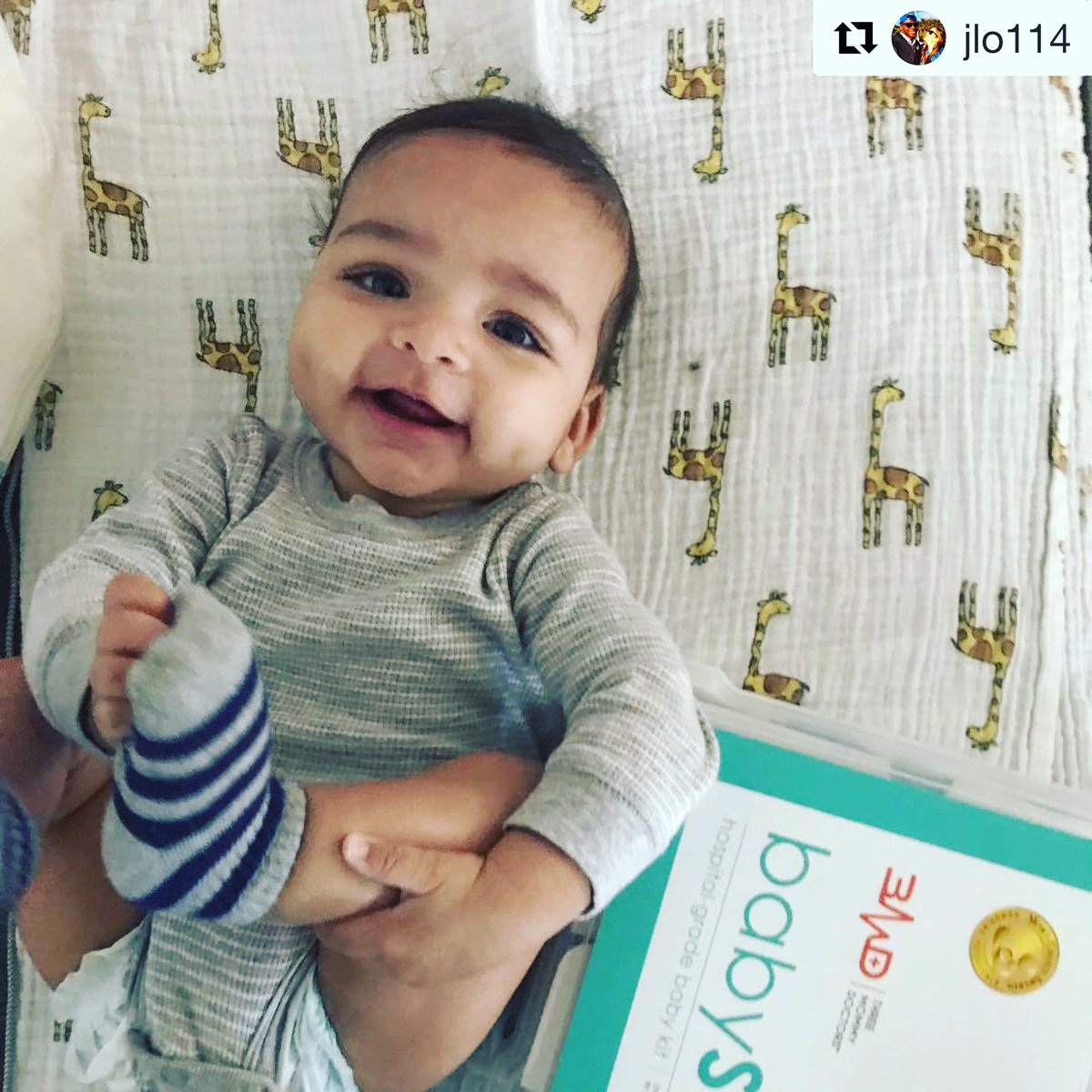 While we aren’t happy about having our first cold 🤧🤒... we are very happy about having our #babystat kit to get us through! Thanks <a href="/3mommydoctors/">THREE MOMMY DOCTORS</a> @mizspangler <a href="/serankim/">Seran Kim</a> veronicavasquez #suckthoseboogersout #youwanttoputthatthermometerwhere