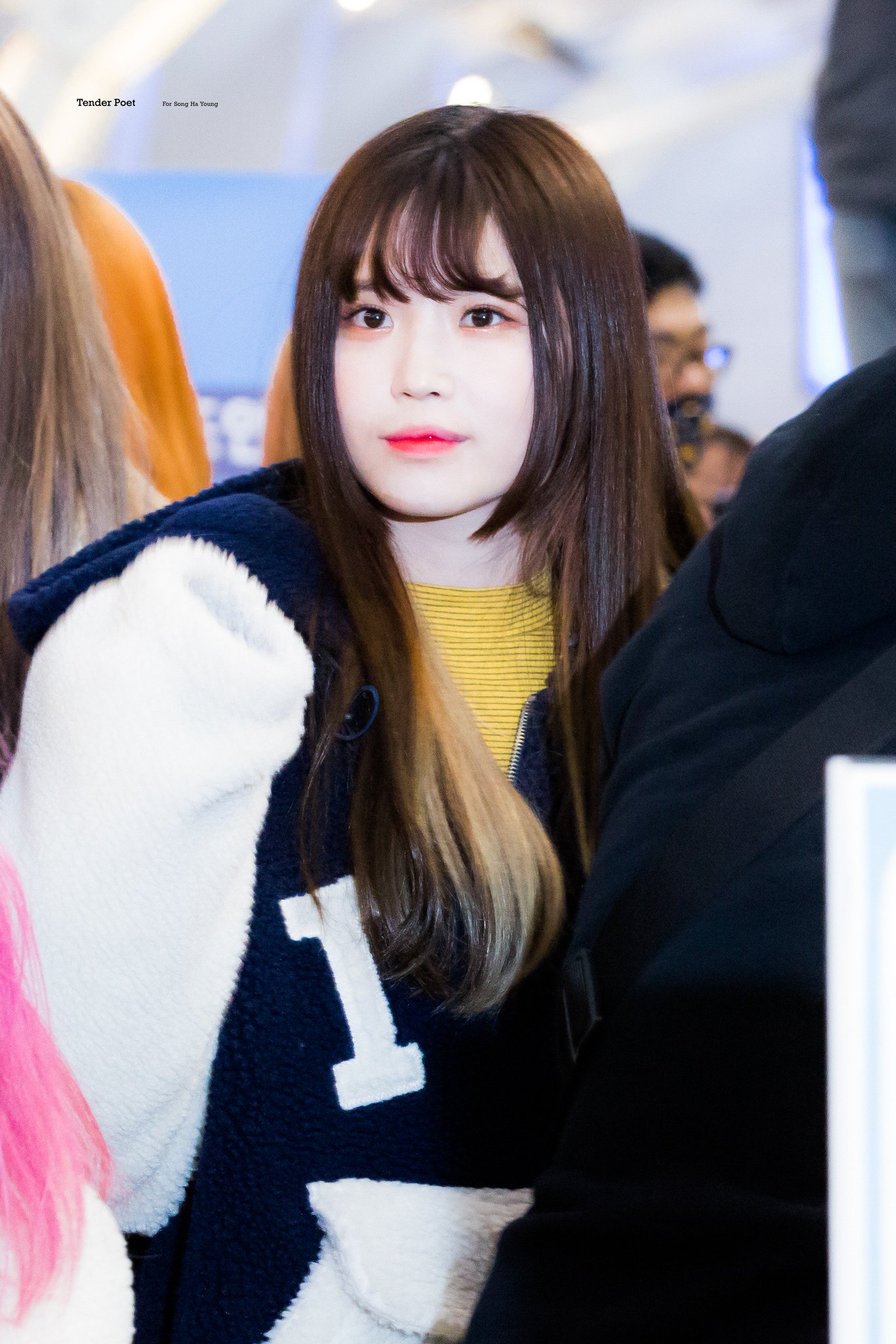 DxohbqlVYAAJLV7.jpg:large