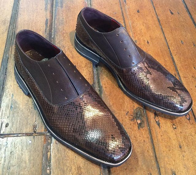 Not too long before I can wear these babies! My very own genuine snakeskin 👞 A few finishing touches and away we go!🕺🏼🤗 #challengeyourself #passions #lovewhatido #alwayscreating #handmadeshoes #proudlyaustralian bit.ly/2AXnFKY