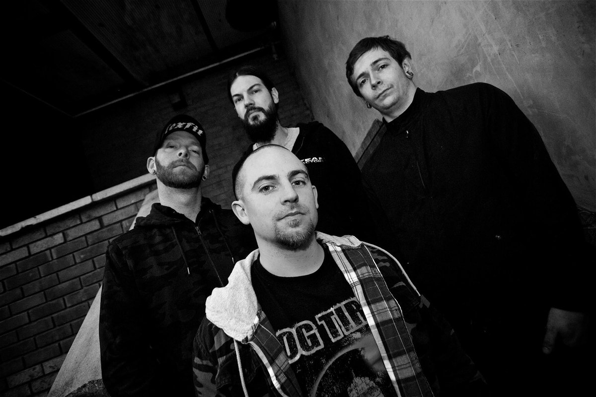 JohnOxley777's tweet photo. Open @Spotify And discover this brilliant ( New EP
“CRY Havoc”
By the magnificent #GUTLOCKER ( @gutlockeruk1 )
Groove Metal / Sludge Metal Band Hailing From Woking.
4 fantastic songs!
https://t.co/HheTDm7Cmu https://t.co/EhvhyfbwDT