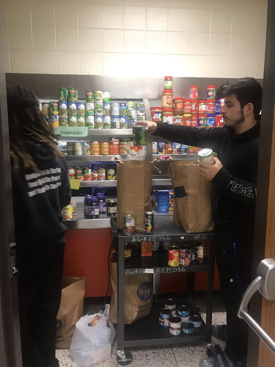 BirdDeca's tweet image. Proud of our LC Bird family and DECA members for collecting 240 of food items for our Skyhawks to the rescue food pantry.  @lcBirdCTE @lcbirdprincipal @VirginiaDECA @OatesBusiness