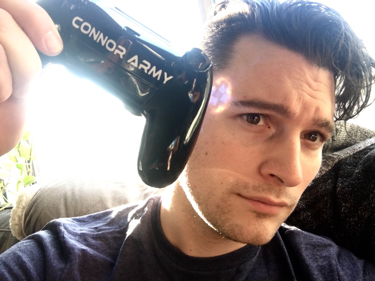 BryanDechart's tweet photo. ⭕️LIVE in ONE HOUR on https://t.co/C2Wy13MBOs as we begin playing an experimental indie game called “Everything!”

< RT to INVITE and enter to WIN an autographed “We Are Alive” thank you postcard! >

Thanks @GamestylingNL for the slick #ConnorArmy custom controller! https://t.co/y1Ir9n5NxJ