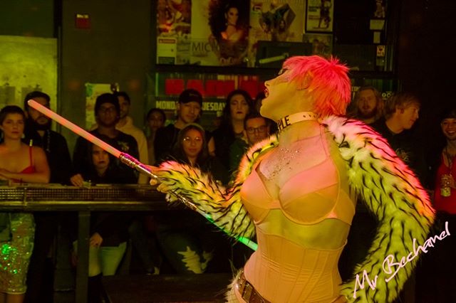 missappleadams,badlandssac