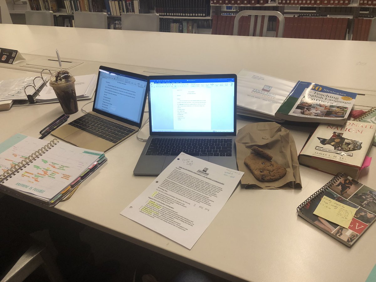 ValeryG66's tweet photo. Just like last semester 💪🏼 working on 10 pg essays #doingourwork #wegotthis #TAMUK #futurebilingualteachers @kimied23 #5classesisnothing https://t.co/nJmk1eaZVT
