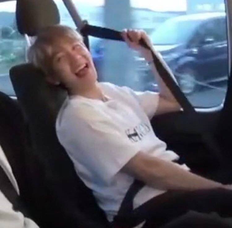 น้องลูกแบ้ก🍍🎀 tweet media