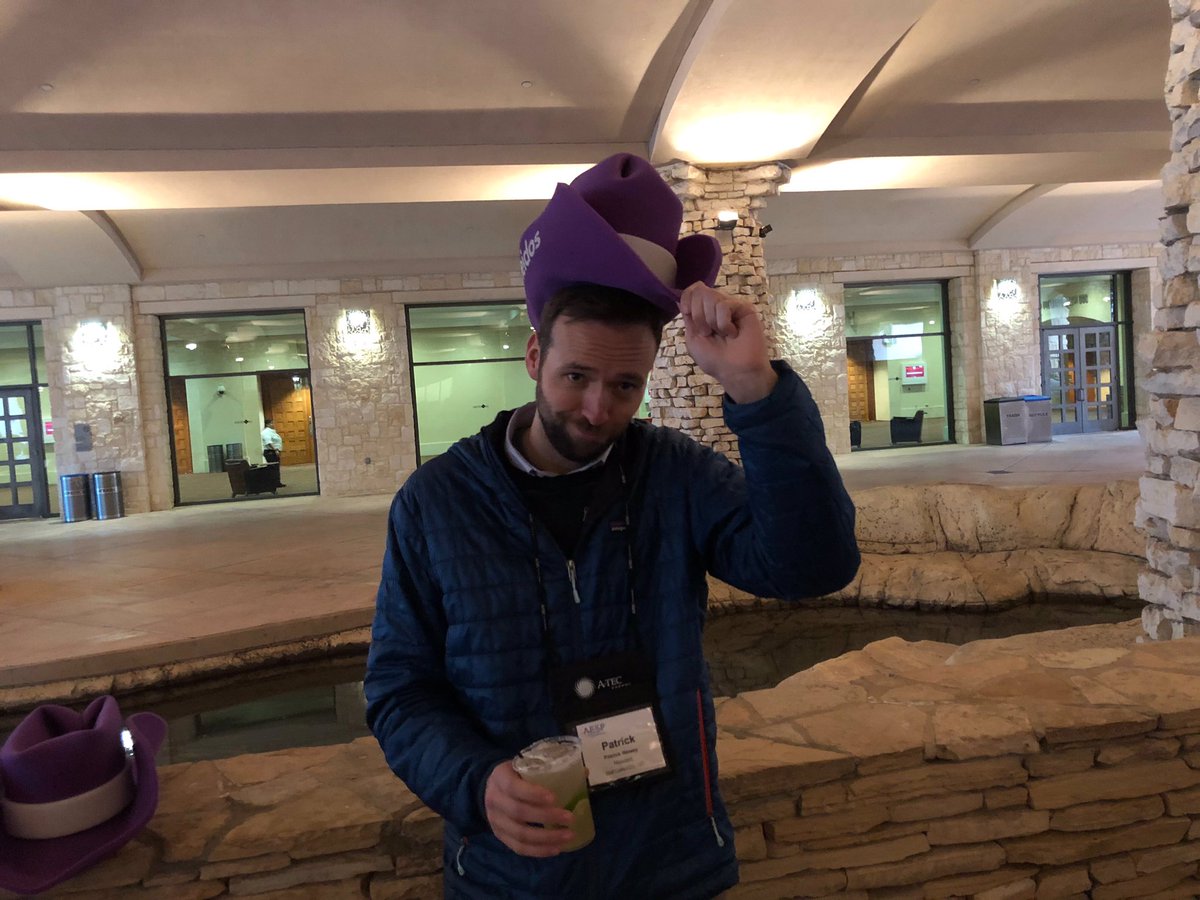 RI_UtilitySvcs's tweet photo. Howdy #AESP19! Went to tonight’s special event and had us a real good time ! @aespinfo #AESPAnnualConference #AESPAnnual19 #energy #energyefficiency #countrywestern #trickroper https://t.co/Z2Tkj9m3Rx