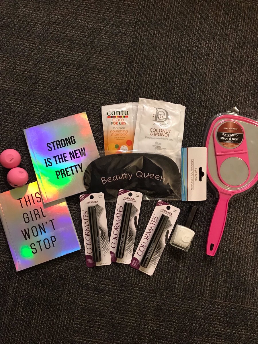TheHope2Help's tweet photo. Some of our items for the Valentines Day Project. We are donating bags of self love goodies to shelters of domestic violence, sexual assault and human trafficking 💜 #TheHopeToHelpProject https://t.co/DseKTk1VD3