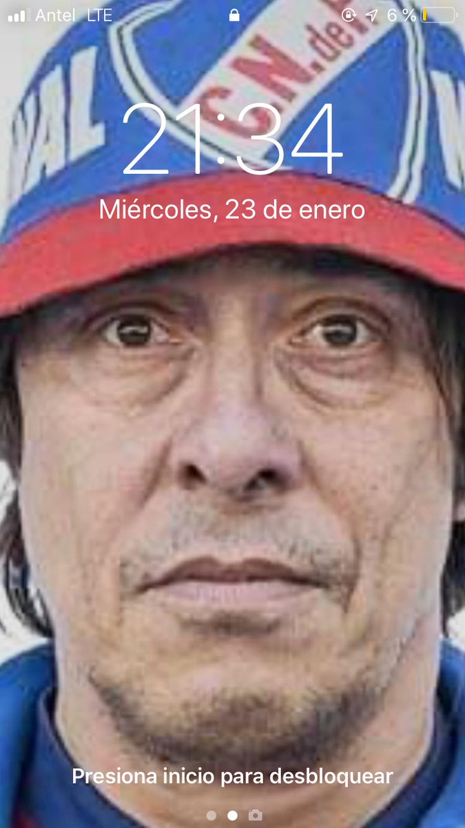 fcapandeguy's tweet photo. Con el jefe de jefes de fondo de pantalla @DEMENTENACIONA1 https://t.co/b9mpIkz8n7
