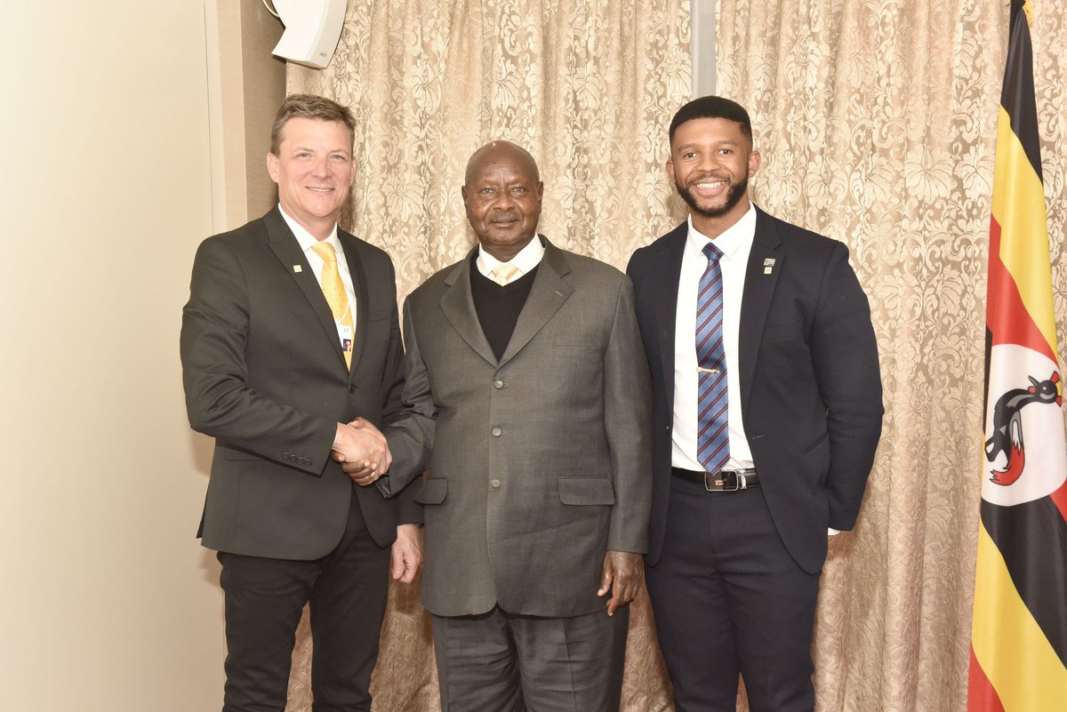 KagutaMuseveni's tweet image. In Davos, Switzerland, I met the MTN Group Chief Executive Officer, Rob Shuter, discussing with him an array of issues. I advised @mtnug to work towards floating shares on the Uganda Stock Exchange so that Ugandans can partly own the company.
