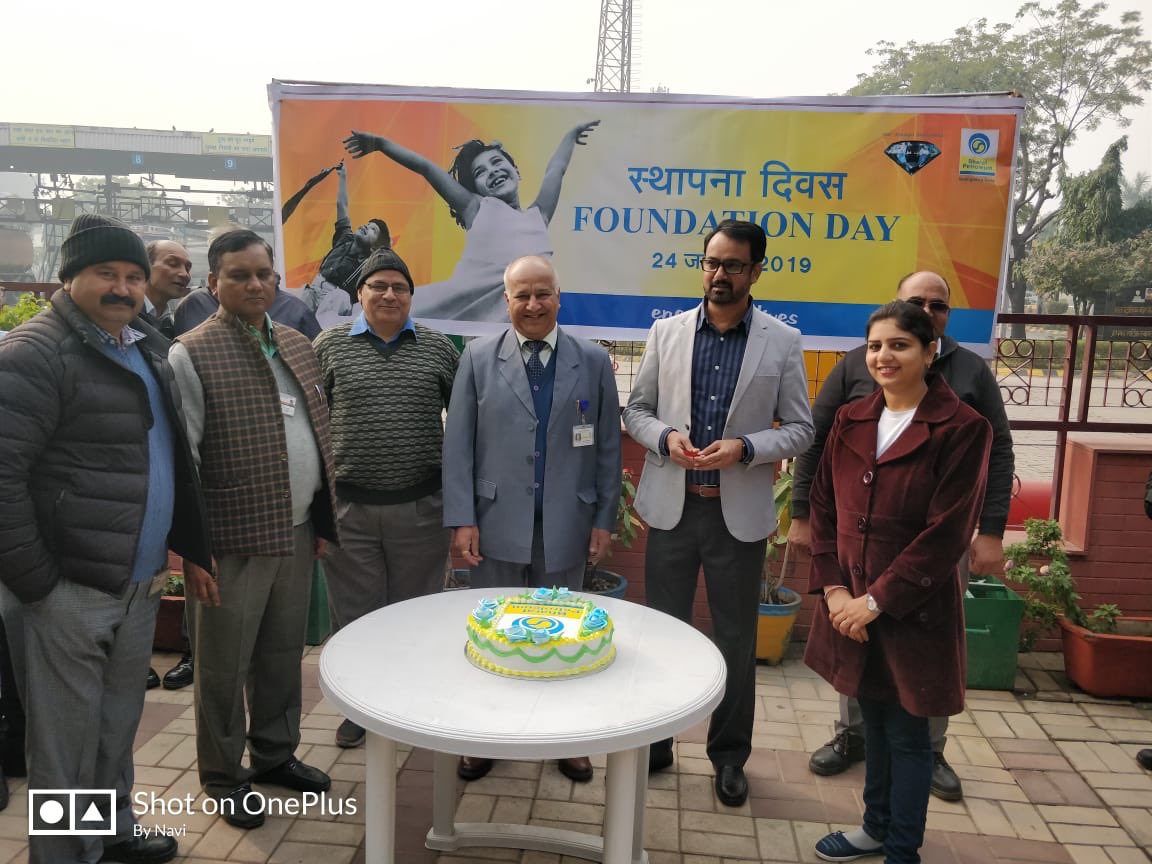 rakeshsinhabpc's tweet photo. Celebrating 43rd #foundationday at #DelhiRetailTerritory office today. https://t.co/FUQskV4S7J