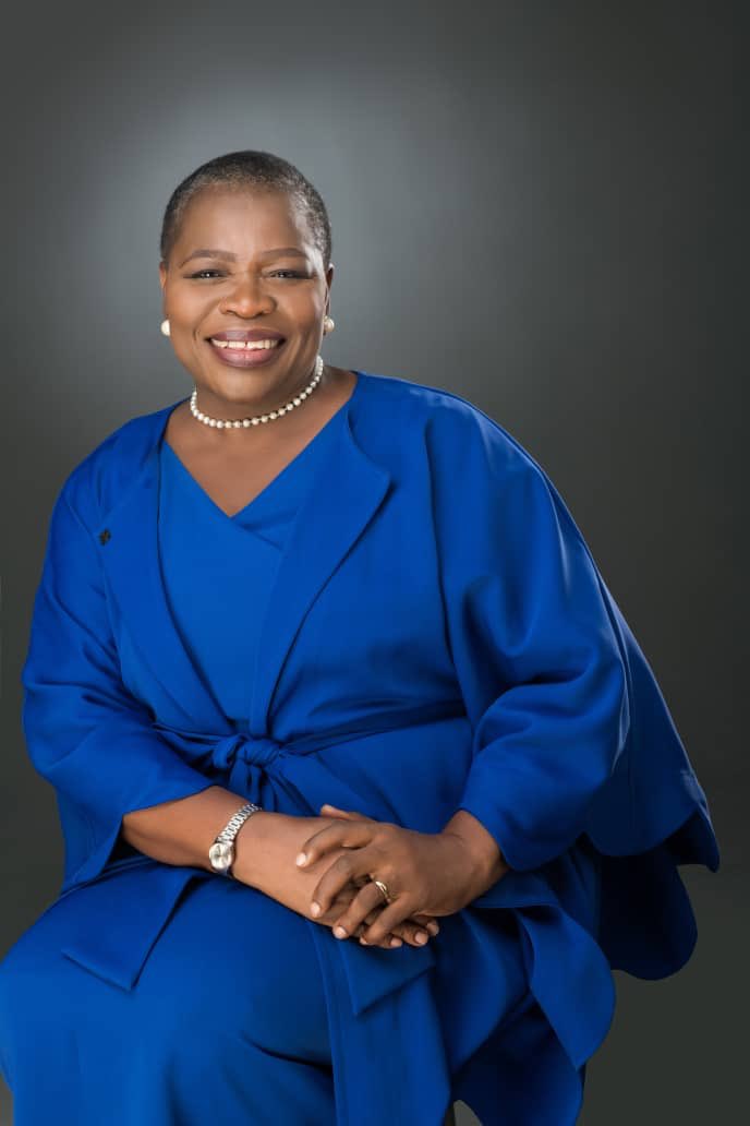 seunokin's tweet photo. Breaking: Dr Oby Ezekwesili steps down from Presidential race. Candidate of the ACPN in next month’s election says she is withdrawing from race to form a coalition to fight the dominance of APC and PDP. https://t.co/KvyIgz93Ct