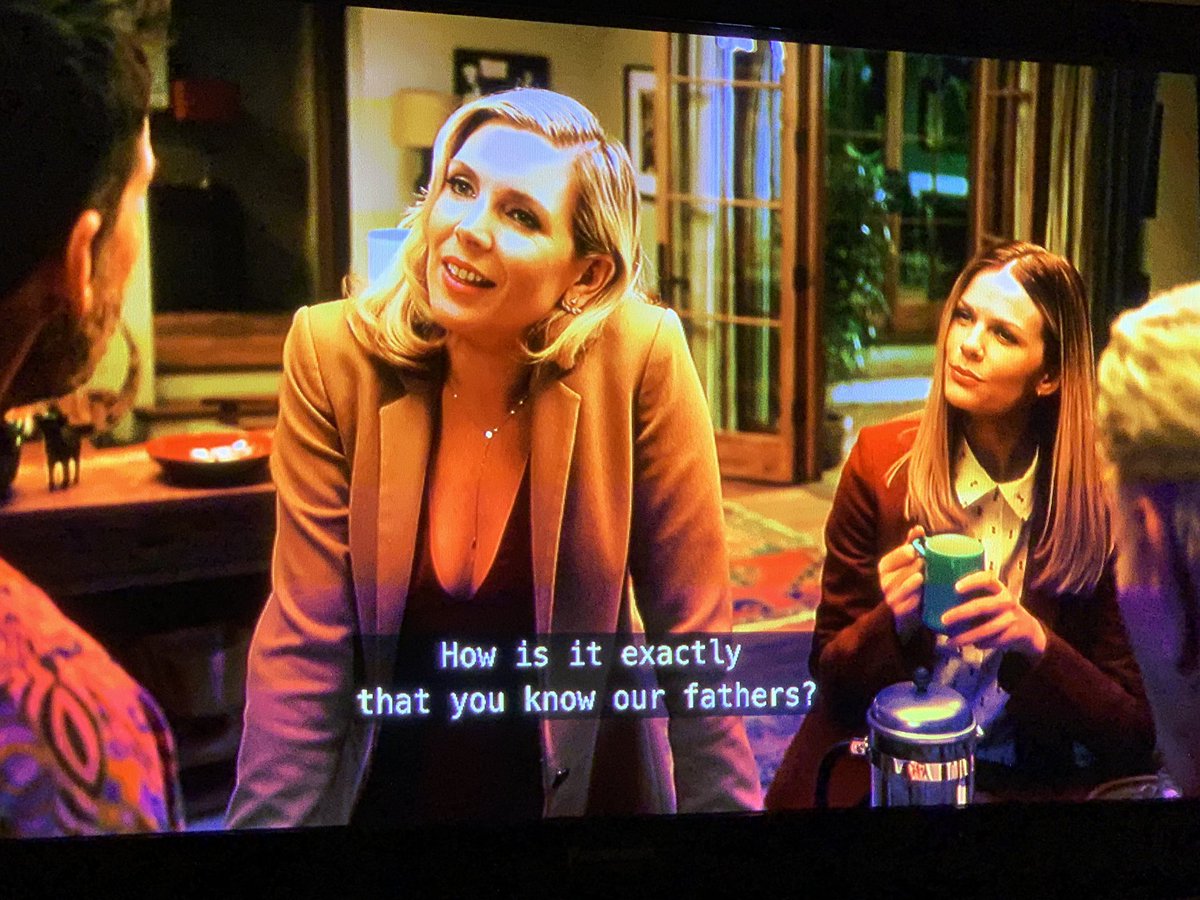 .<a href="/MsJuneDiane/">June Diane Raphael</a> you crack my shit up! .<a href="/GraceandFrankie/">Grace and Frankie</a> #comedy #laughoutloudfunny #netflix