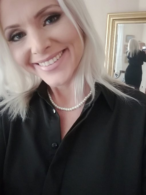 Watch Kathy's leaked NSFW photo on TwXstars