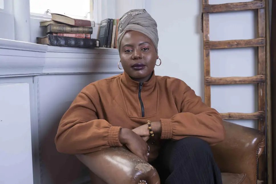 mixdevil66's tweet photo. Why one woman is giving free #theatre tickets to young #black people. #BlackTicketProject's Tobi Kyeremateng: 'Theatre is what I love but it has a history of neglecting my stories' @BTProject_ https://t.co/Z7ubf68AnK https://t.co/33lcNRPw1n