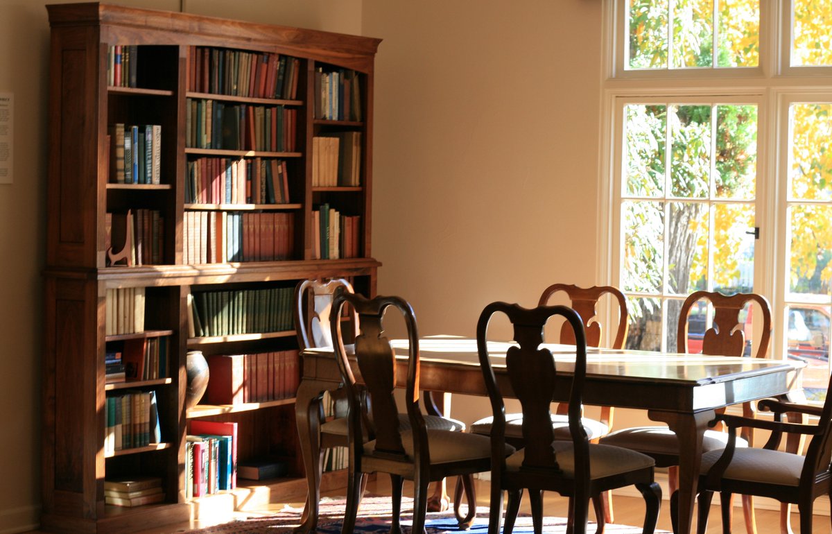canaan_space's tweet photo. @canaan_space "Architecture should speak of its time and place, but yearn for timelessness. "#home #interiordesign #interiordecor #design #homefurnishings #furniture #constructions #aparnaconstructions #builders #bestinteriordesigns #renovations #furnishings #interiordesigns https://t.co/bvro3G6bRw