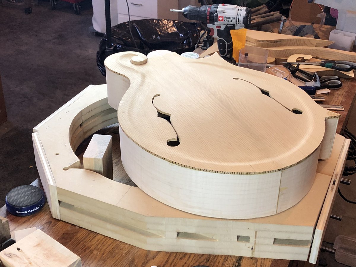 tomy_hovington's tweet photo. Build progress on the #k4 style #mandocello . The #torrefied Sitka soundboard is glued on the rim. #luthier #lutherie #mandolin #hovingtoninstruments #youtube link https://t.co/ljiKadXCq8 https://t.co/t07m8jKiFo