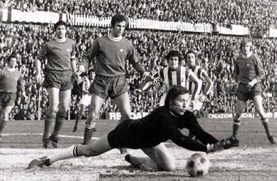 ilpalloneraccon's tweet photo. Pietro CARMIGNANI
https://t.co/jxy5w6B2zz

@Juve1897no @juventusfc @juventibus @JuventusTV @TopPlanet63 @paolorossi1965 @MassMing1 @marchserg #Carmignani #Gedeone https://t.co/KBD1Cjo0Jk
