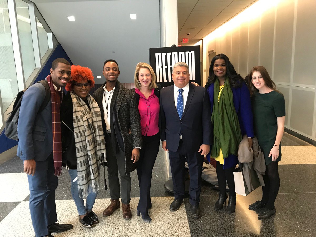 MrStevenPacheco's tweet photo. History isn’t easy to discern when you’re in the thick of it.  We’ll revisit this photo in 10 years. 😉🙏🏾
#ReformAlliance #reform #MyJohnJay #JohnJayCollege #IIP #BrooklynDA #EricGonzalez #CookCounty #AttorneyGeneral #KimFoxx #Highbridge #TheBronx #MrStevenPacheco #flowlikeits89 https://t.co/8PyghB2Zae