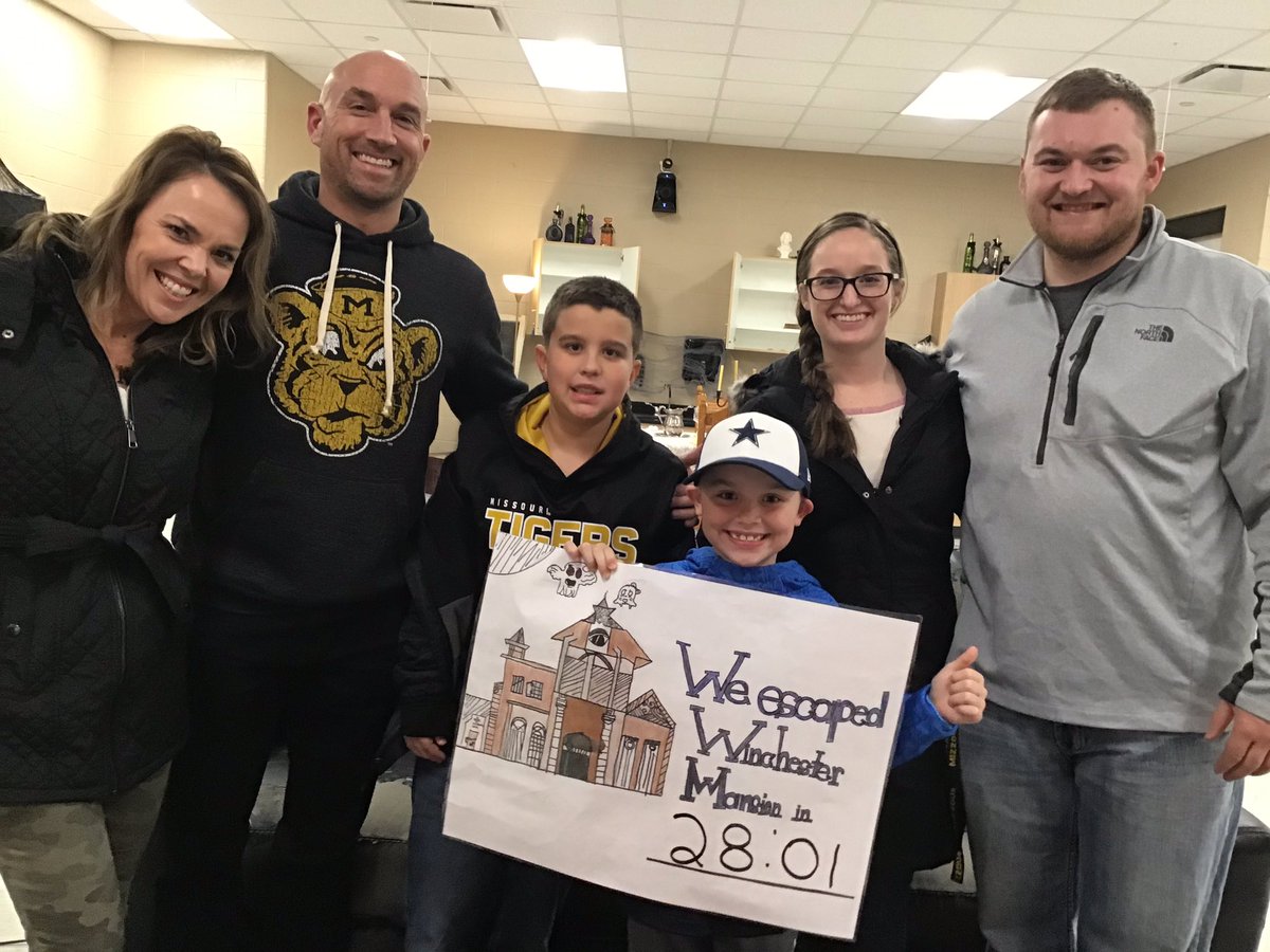 Night #2 of our 5th grade service learning project....3 out of 4 groups escaped!! And all of them with escaped with only 5 minutes or less left!! #WinchesterMansion #cityofrefuge #5thgrade <a href="/BeulahRalphElem/">Beulah Ralph Elem</a> <a href="/MsJenBrownBEU/">Ms. Brown</a> <a href="/Ms_Pattonbeu/">Ms. Patton's class</a> <a href="/QImler/">Quintin Ryan Imler</a> <a href="/jstarke9/">jstarke</a>