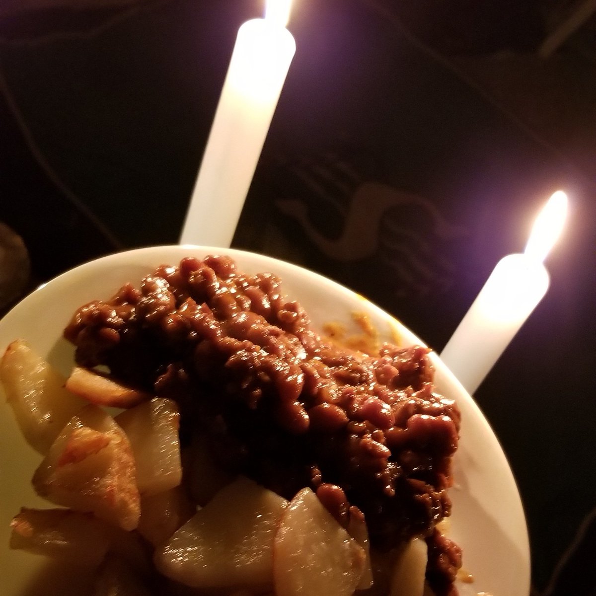 JustEnjoyPhoto's tweet photo. #CandleLight supper #LoonLake #SK #PowerOutage #SaskPower #BitChillyOut https://t.co/pa1zgWQqP2